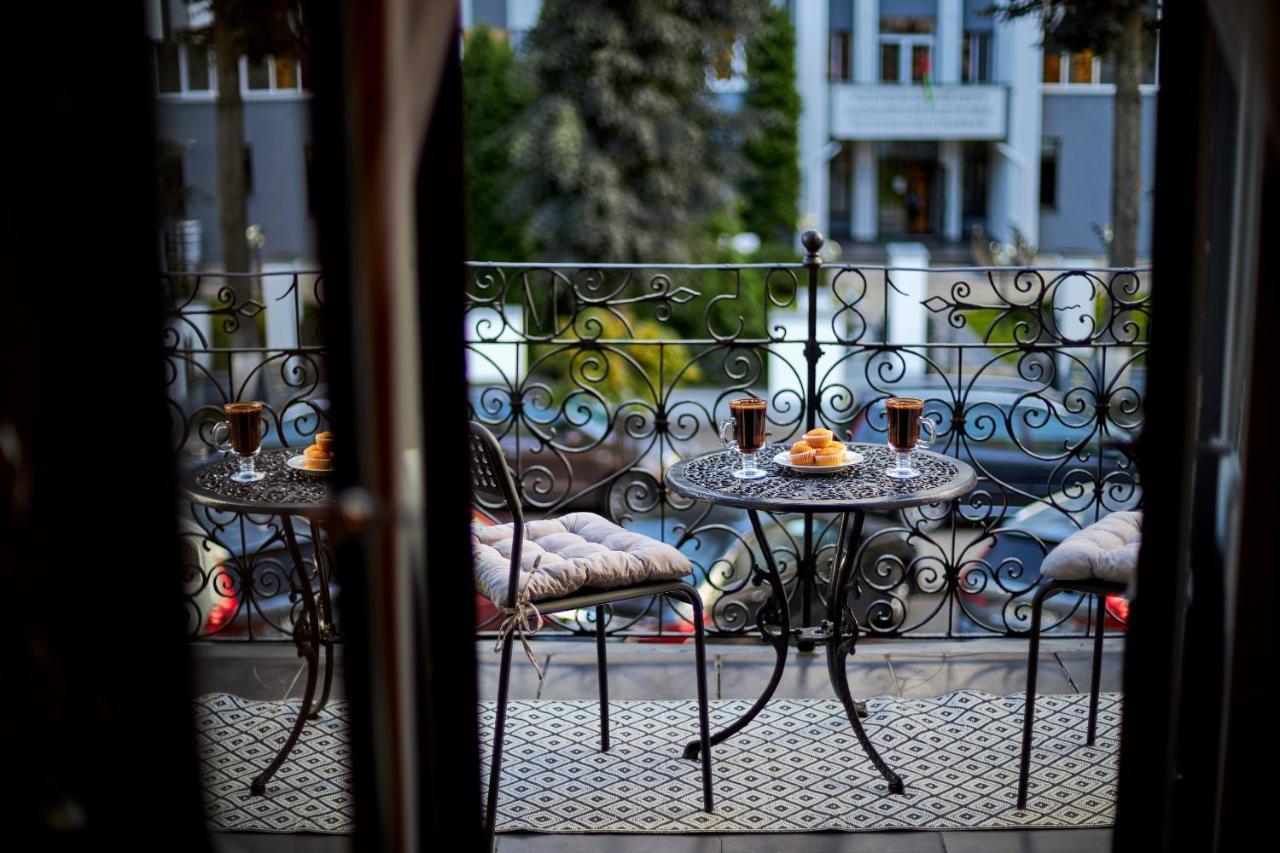 Paulmarie Apartment Near Nezavisimosti Minsk Bagian luar foto